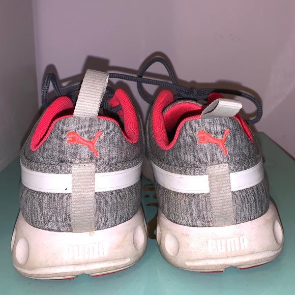 Grey/Pink Puma Sneakers - Picture 3 of 4